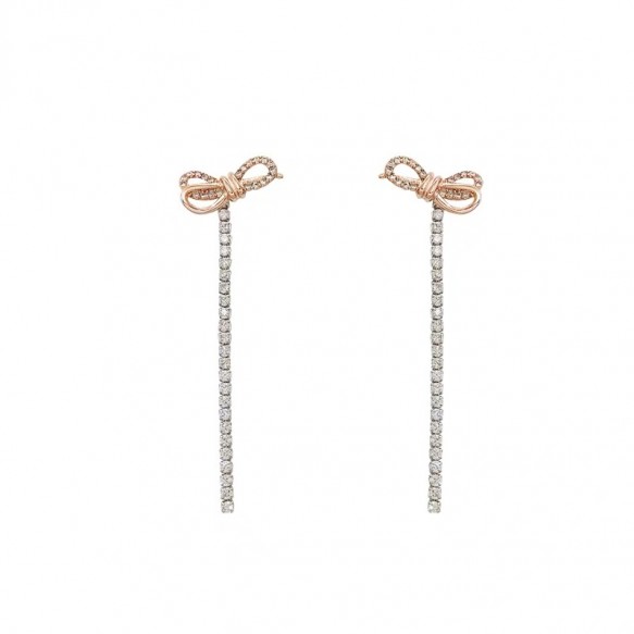 Rose Gold Ribbon Knot Diamond Earring