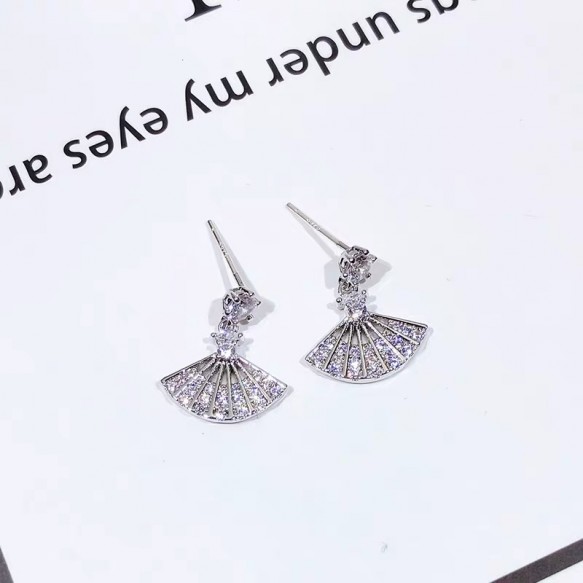Silver Diamond Small Fan Earring