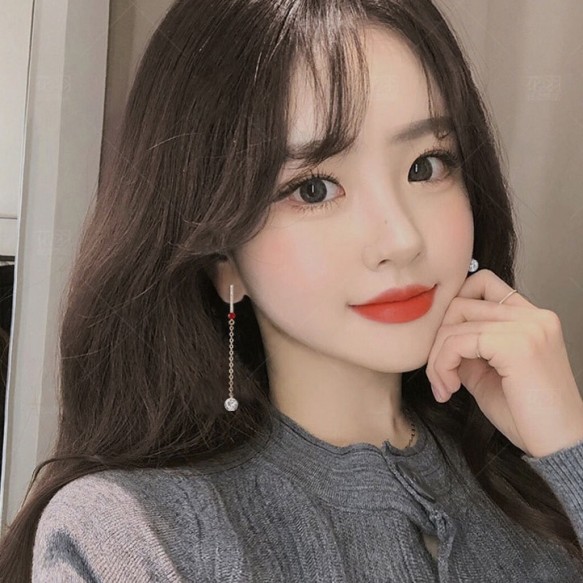 Korean Pink Crystal Thin Earring