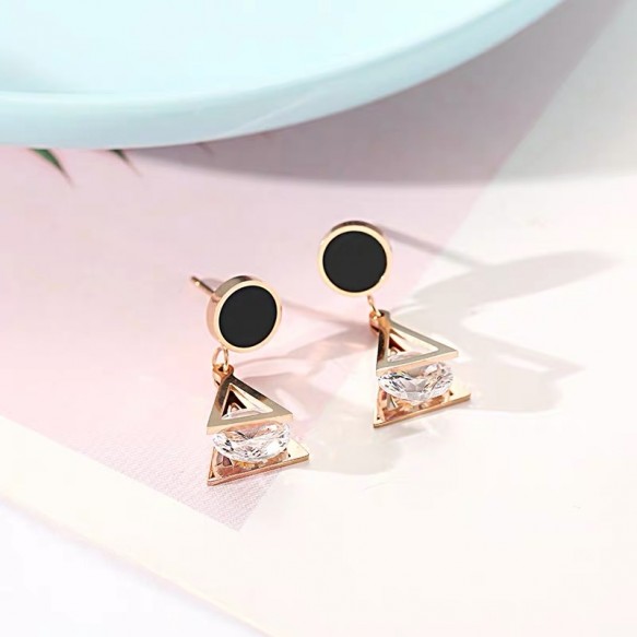 Luxury Crystal Triangle Earring
