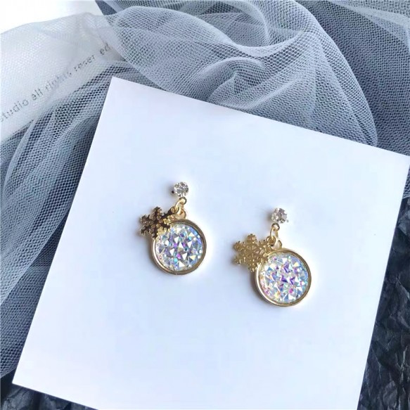 Gold Snowflake Crystal Round Earring 